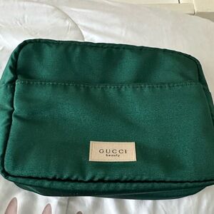Authentic Gucci bag, can be use for wristlet, makeup bag or in many other ways